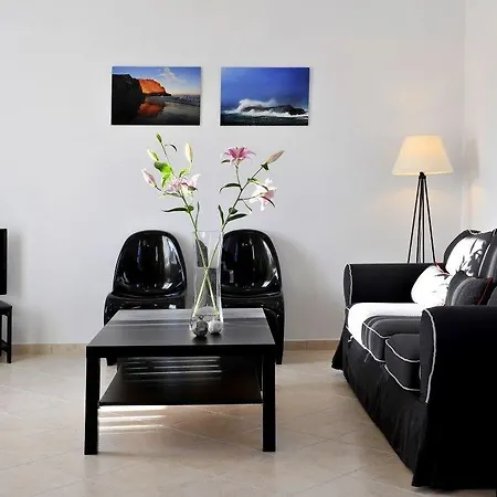 Blue Mare Apartment *