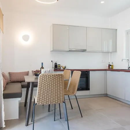 Apartment Blue Mare *