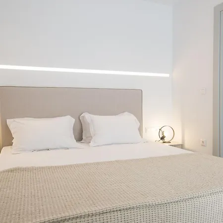 Blue Mare Apartment