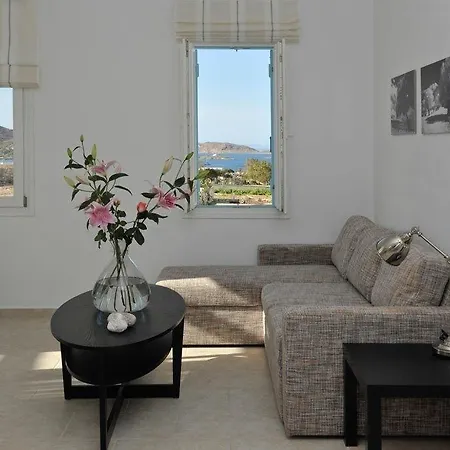 Blue Mare Apartment *