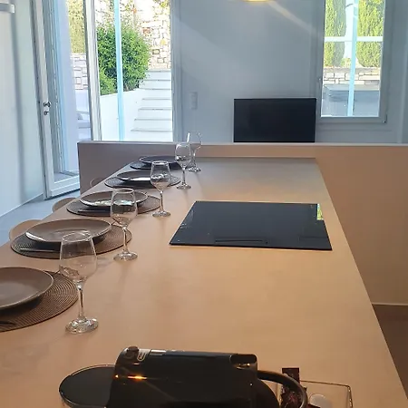 Blue Mare Apartment