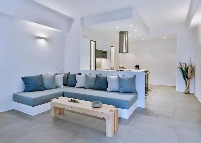 Blue Mare Νάουσα